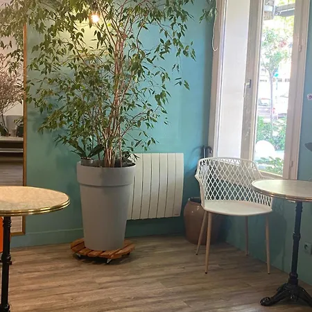 Paris Vesinet-logishotels Et Domaine Evenementiel Hotel