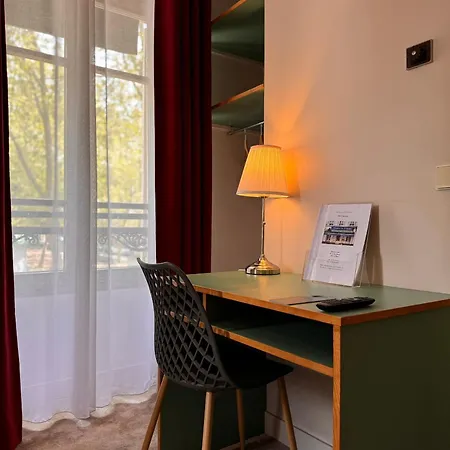 Paris Vesinet- Logis Restaurant 3* Le Vesinet