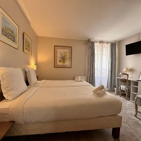 Paris Vesinet- Logis Restaurant Hotel