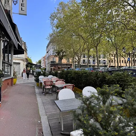Paris Vesinet- Logis Restaurant Le Vesinet