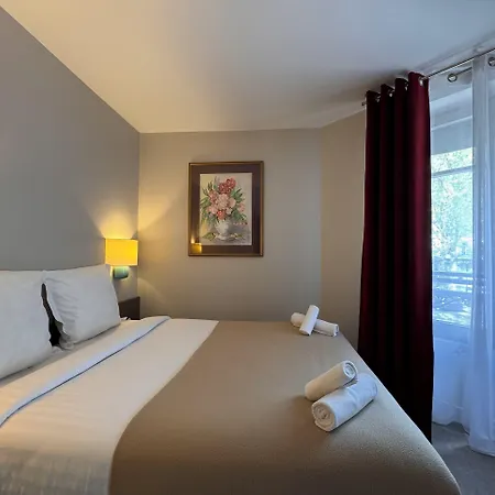 Paris Vesinet-logishotels Et Domaine Evenementiel Hotel
